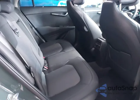 2023 Kia Niro Ex Touring z USA, uszkodzony, nr VIN KNDCR3LE7P5047244